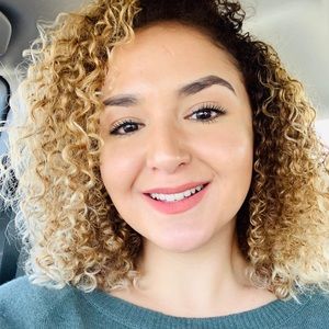 Meet your Posher, Joanna